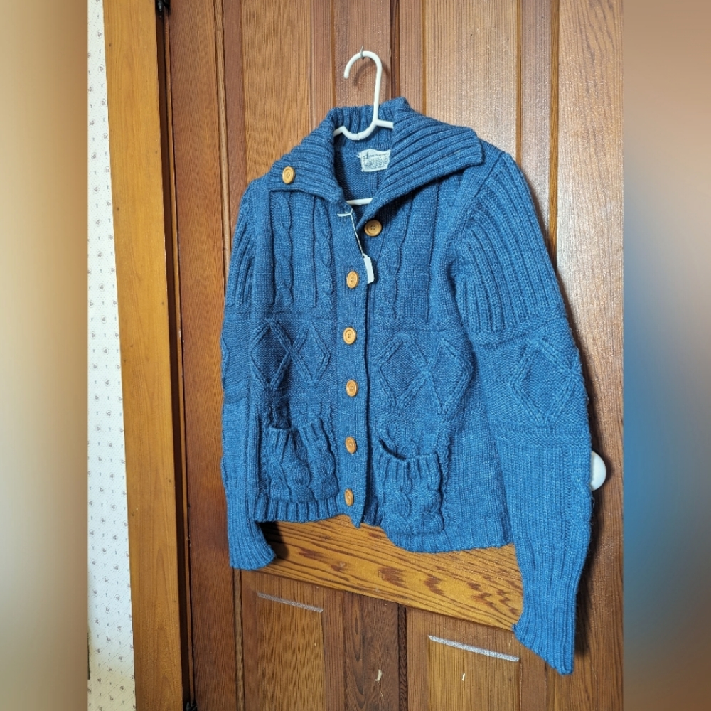 Vintage sweater